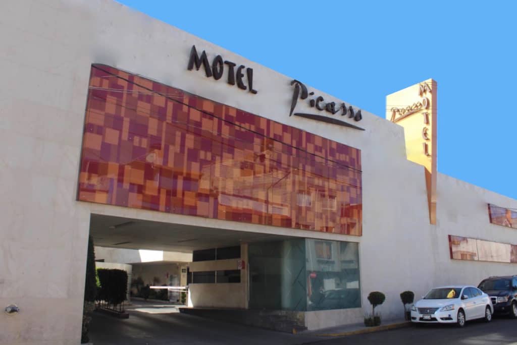 Motel Picasso Toluca Edificio